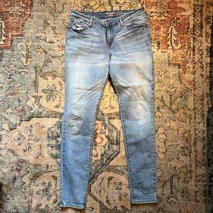 Levi’s Denizen Modern Skinny Jeans